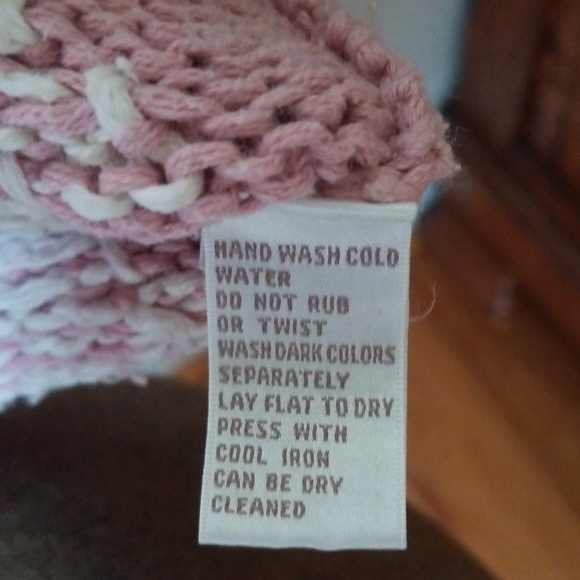 Holiday sweater - Picture 3 of 4